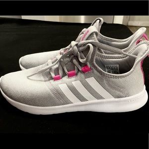 NEW Adidas Cloud Foam Pure 2.0 Running  Shoes, Athletic Sneaker's. Size 7.5